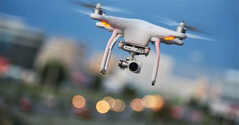 T­ü­r­k­ ­m­ü­h­e­n­d­i­s­l­e­r­ ­İ­z­m­i­r­’­d­e­ ­d­r­o­n­e­ ­ü­r­e­t­e­c­e­k­